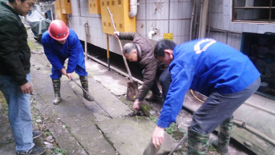 红山清掏化粪池、管道疏通一站式服务<高效><技术><可靠>